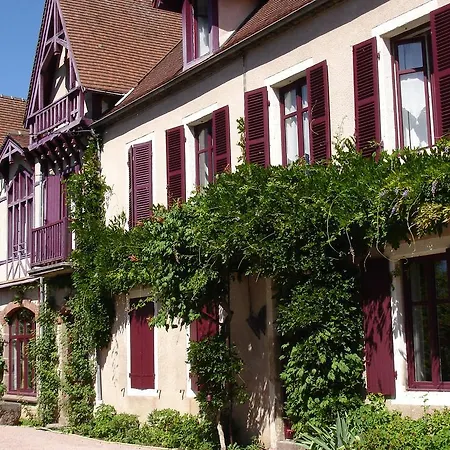 Au Puy Des Verites Bed & Breakfast *
