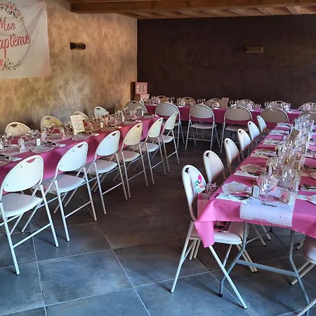 Au Puy Des Verites *