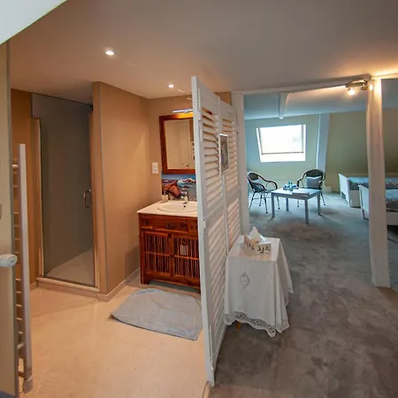 Au Puy Des Verites Bed & Breakfast *